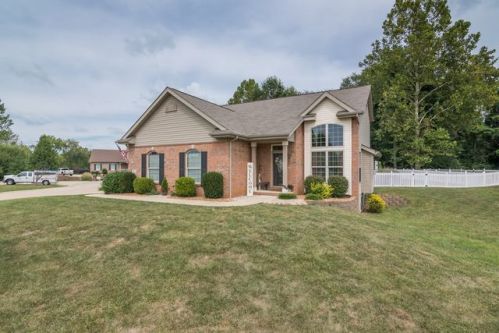4 Spruce Ct, Fort Russell, IL 62010-1095