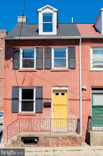 121 Vine St, Lancaster PA  17602-3517 exterior