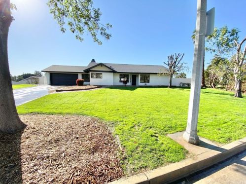 1461 Basel Pl, Riverside, CA 92506-5484