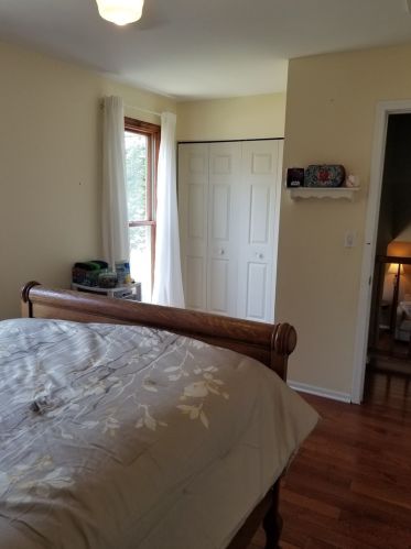 1215 Evergreen Dr, Carol Stream IL  60188-3307 exterior