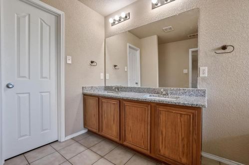 10520 Winding Passage Way, Fort Worth TX  76131-3988 exterior