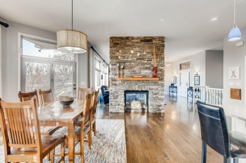 1580 Blackhawk Lake Dr, Saint Paul MN  55122-1245 exterior