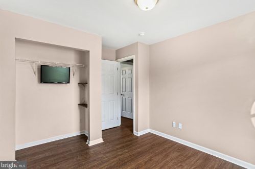16917 Hampshire Dr, Williamsport MD  21795-3180 exterior