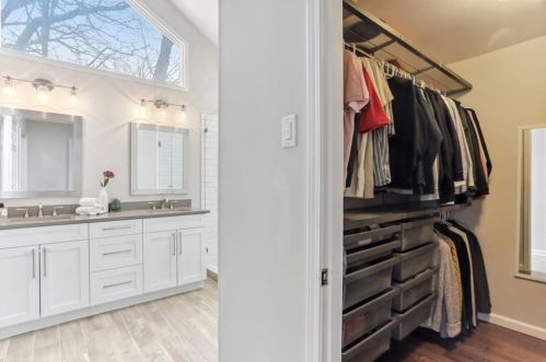 1172 Alexandria Ct, Atlanta GA  30319-4548 exterior