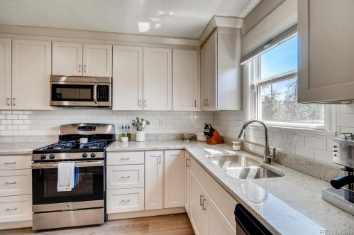 1960 Oakland St, Denver CO  80010-1614 exterior