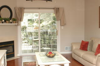 156 Barrister Dr, Kinnelon, NJ 07405-3243