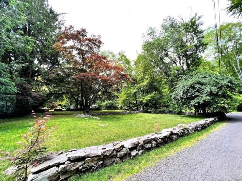 64 Cedar Rd, Wilton, CT 06897-3626