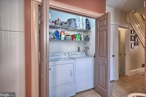 38 Vine St, Lancaster PA  17602-3549 exterior