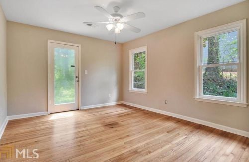 180 Scott Blvd, Stockbridge GA 30281-3855 exterior