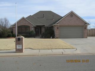 152 Cypress St, Piedmont, OK 73078-9357