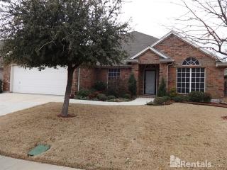 2801 Flint Rock Dr, Fort Worth TX  76131-2054 exterior