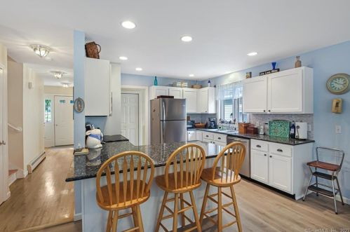 56 Nelkin Rd, Colchester, CT 06415-1816
