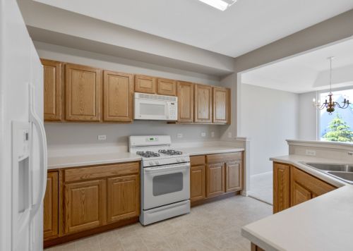 11627 Evergreen Ln, Huntley, IL 60142-6312