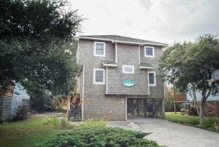 750 Crown Point Cir, Corolla, NC 27927-9628