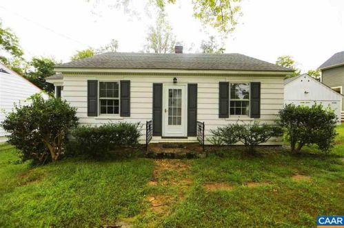 204 Harris Rd, Charlottesville, VA 22903-4321