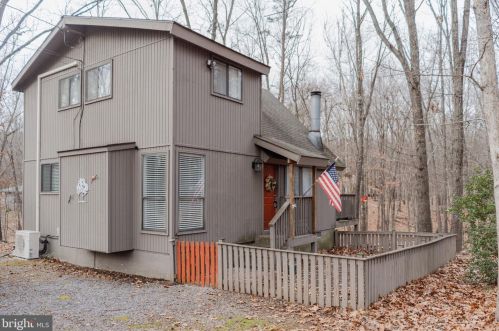 170 Oneida Trl, Hedgesville WV  25427-5248 exterior