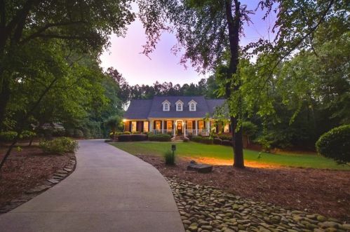 1785 Ammons Bridge Rd, Monroe, GA 30655-5937
