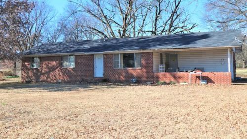 215 Main St, Havana, AR 72842-9177