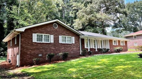 2289 Valley Dr, Lithonia, GA 30078-3125