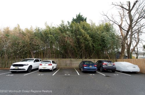 19 Leroy Pl, Tinton Falls NJ 07701-1723 exterior