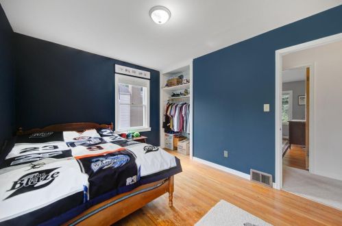 1604 Hollywood Ct, Saint Paul MN  55108-2130 exterior