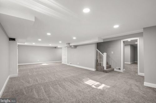 1813 Sanford Rd, Silver Spring MD 20902-4007 exterior