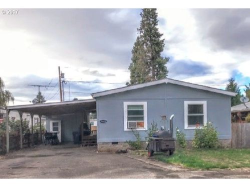 20825 Walnut St, Aurora, OR 97002-9208