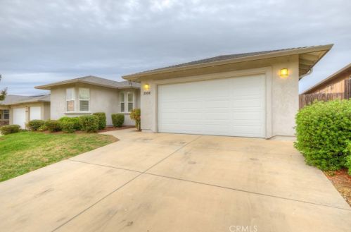 2956 Bancroft Dr, Chico, CA 95928-8950