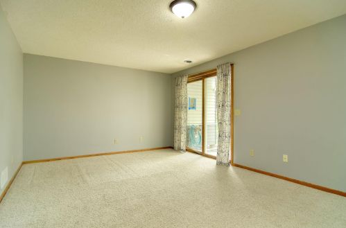 3703 Gershwin Ln, Saint Paul MN  55128-2940 exterior