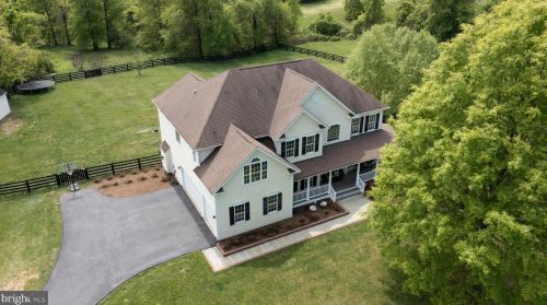 34923 Vintage Pl, Round Hill, VA 20141-2267