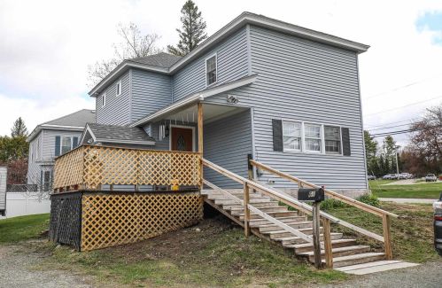 61 Lancaster Rd, Carroll, NH 03598-3052