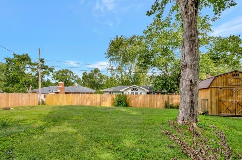 12 Durell Dr, Kankakee, IL 60901-6025