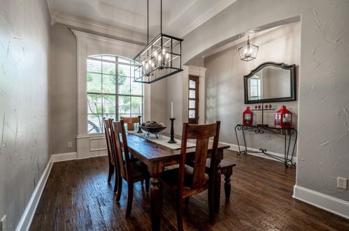 8228 Regency Dr, Fort Worth, TX 76182-8488