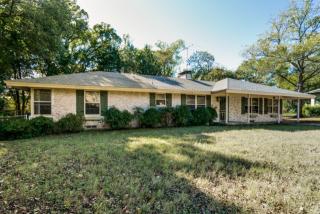 1523 San Saba Dr, Dallas TX  75218-3554 exterior