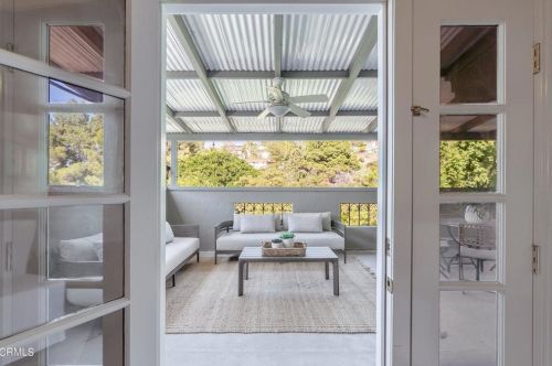 1637 Vly Vw Rd, Glendale CA  91202-1330 exterior