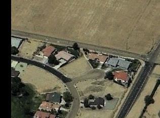 28068 Holly Ct, Helendale, CA 92342-7706