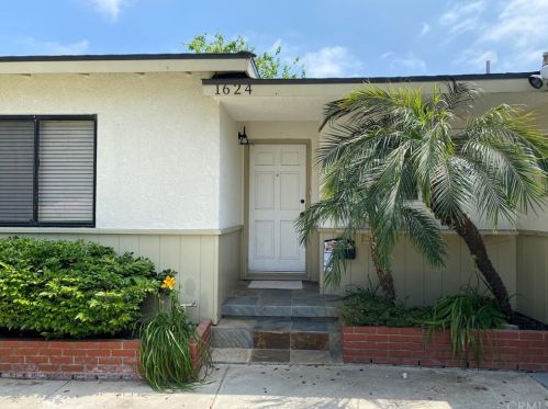 1624 Nutwood Ave, Fullerton, CA 92831-2934