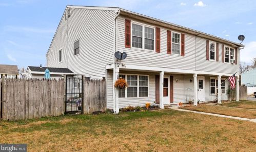 6 Little Ct, Erial, NJ 08081-1947