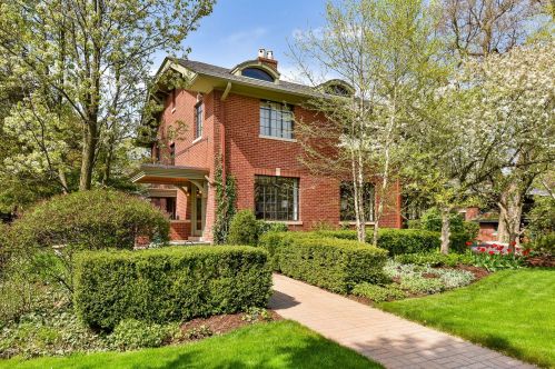 519 Highland Ave, Naperville, IL 60540-5422