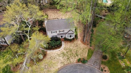 1048 Mitsy Hollow Dr, Marietta, GA 30068-2344