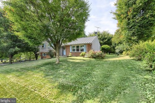 1635 8th Ave, Lebanon, PA 17046-2115