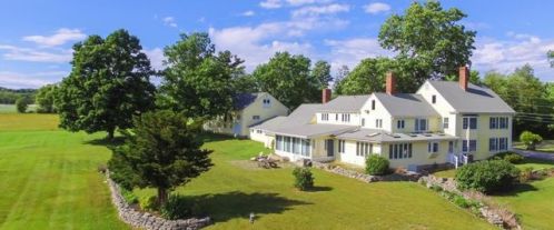 52 Chestnut Hill Rd, Amherst, NH 03031-1503