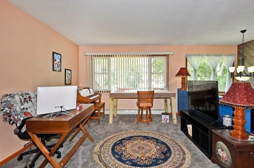 617 6th Ave, Otisco, MN 56093-2117