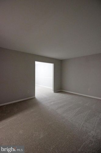 8310 Terra Grande Ave, Springfield, VA 22153-3509