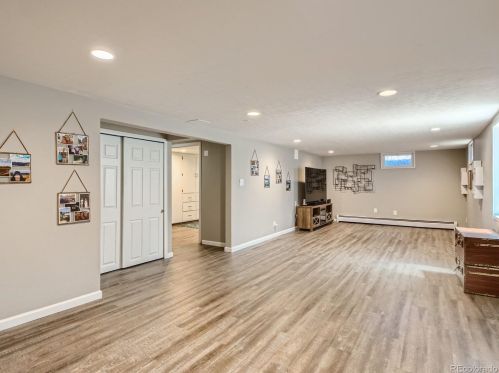 1741 Cape St, Denver CO  80232-6610 exterior