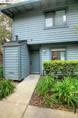 6088 Joaquin Murieta Ave, Newark, CA 94560-5461