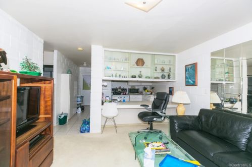 940 Punahou St, Honolulu HI  96822-4798 exterior