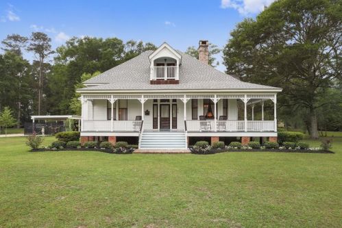 1616 Main St, Franklinton, LA 70438-2036