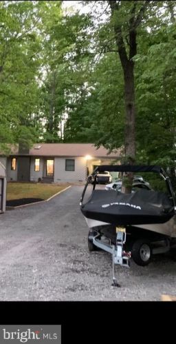 606 Mt Pleasant Dr, Locust Grove VA  22508-5112 exterior