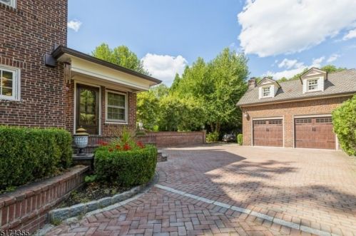 506 Springfield Ave, Cranford, NJ 07016-1811